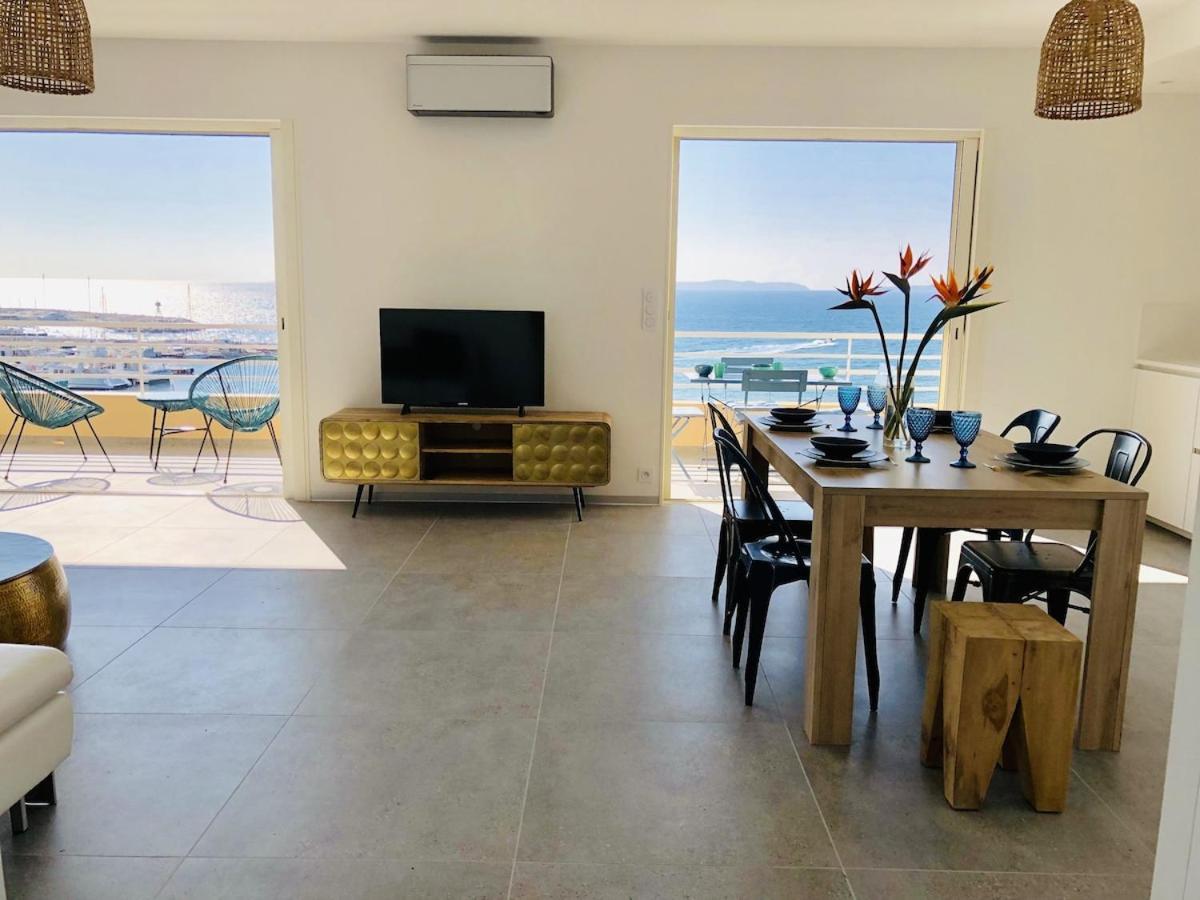 T3 Front De Mer Dernier Etage Vue Mer Petit Havre De Paix Pour Vos Vacances Emplacement Unique Vue Mer Panoramique A 180 Degres Pour Ce T3 En Face De La Plage Front De Mer Vue Sur Les Iles 5 Et Dernier Etage Avec Ascenseur Le Lavandou Exteriör bild